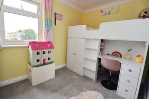 PINE CLOSE- click for photo gallery